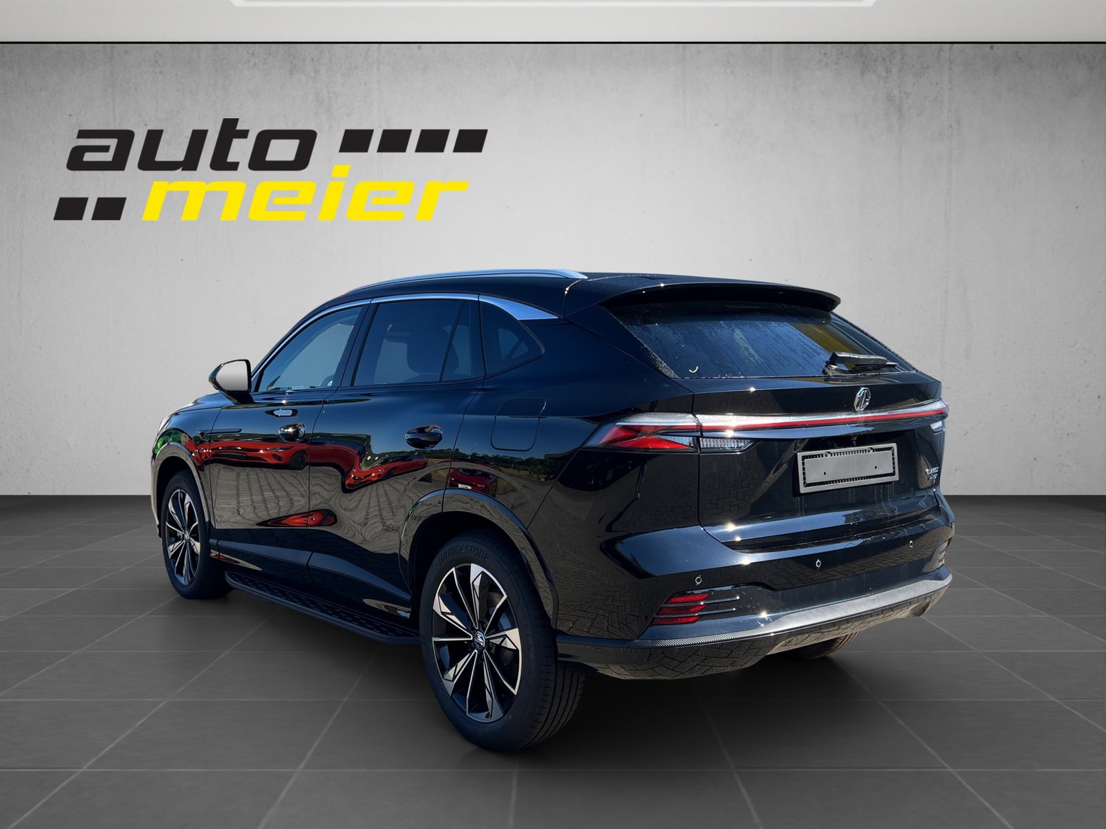 MG HS 1.5 PHEV Luxury, Plug-in-Hybrid Petrol/Electric, New car, Automatic - 3