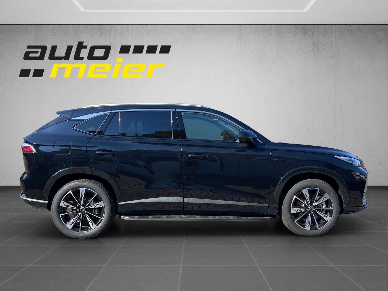 MG HS 1.5 PHEV Luxury, Plug-in-Hybrid Petrol/Electric, New car, Automatic - 6