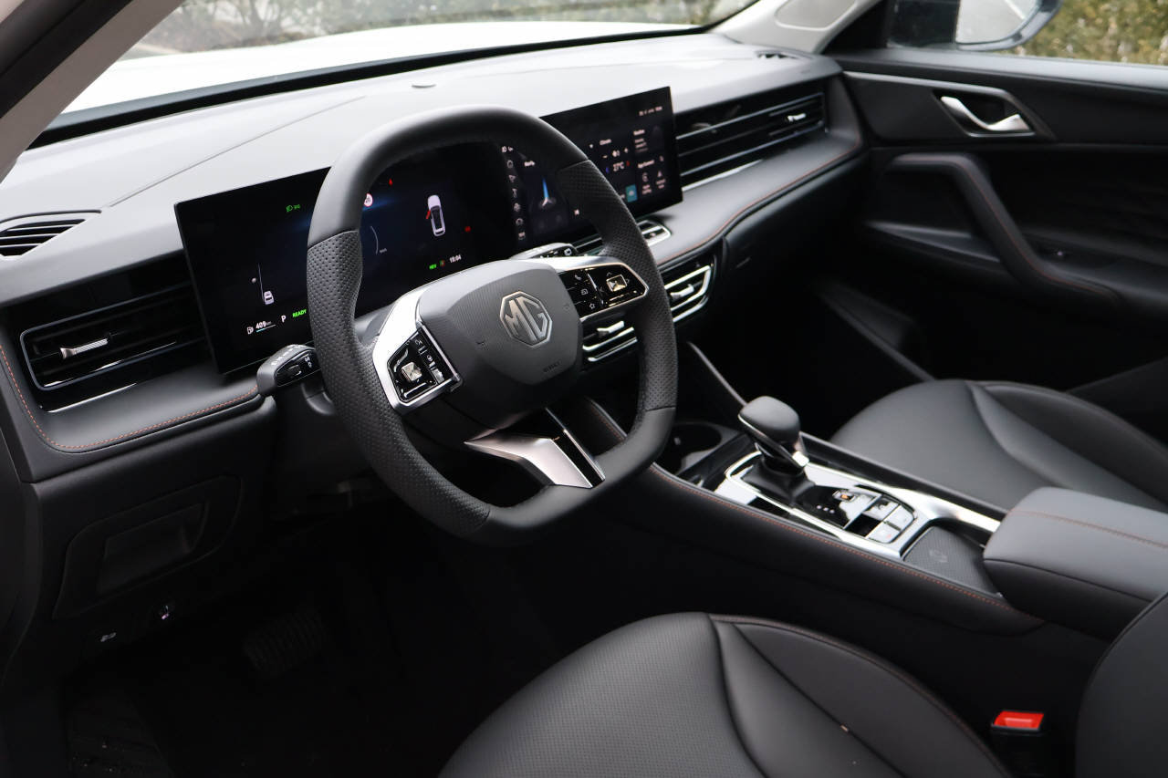 MG HS 1.5 Hybrid Luxury, Hybride Intégral Essence/Électricité, Voiture nouvelle, Automatique - 7