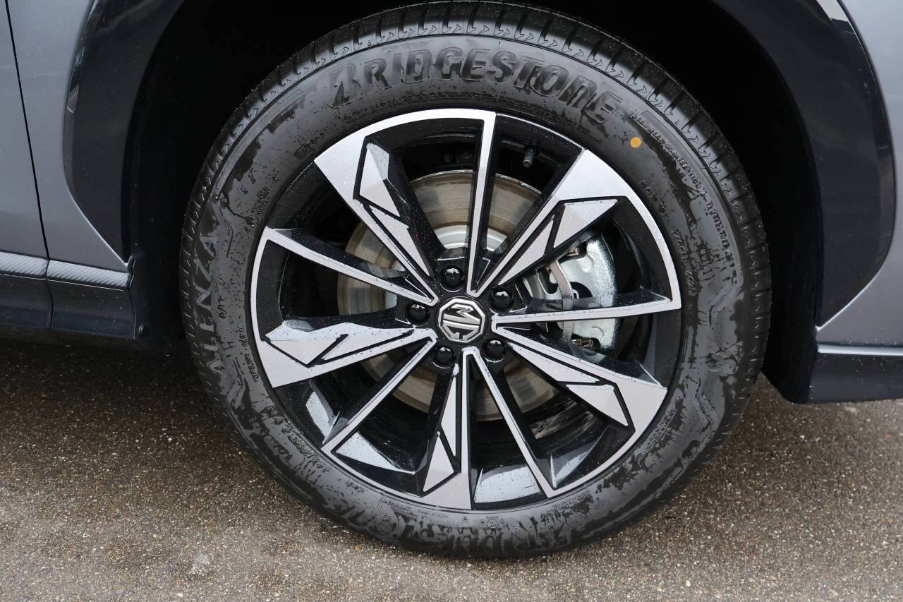 MG HS 1.5 Hybrid Luxury, Hybride Intégral Essence/Électricité, Voiture nouvelle, Automatique - 7