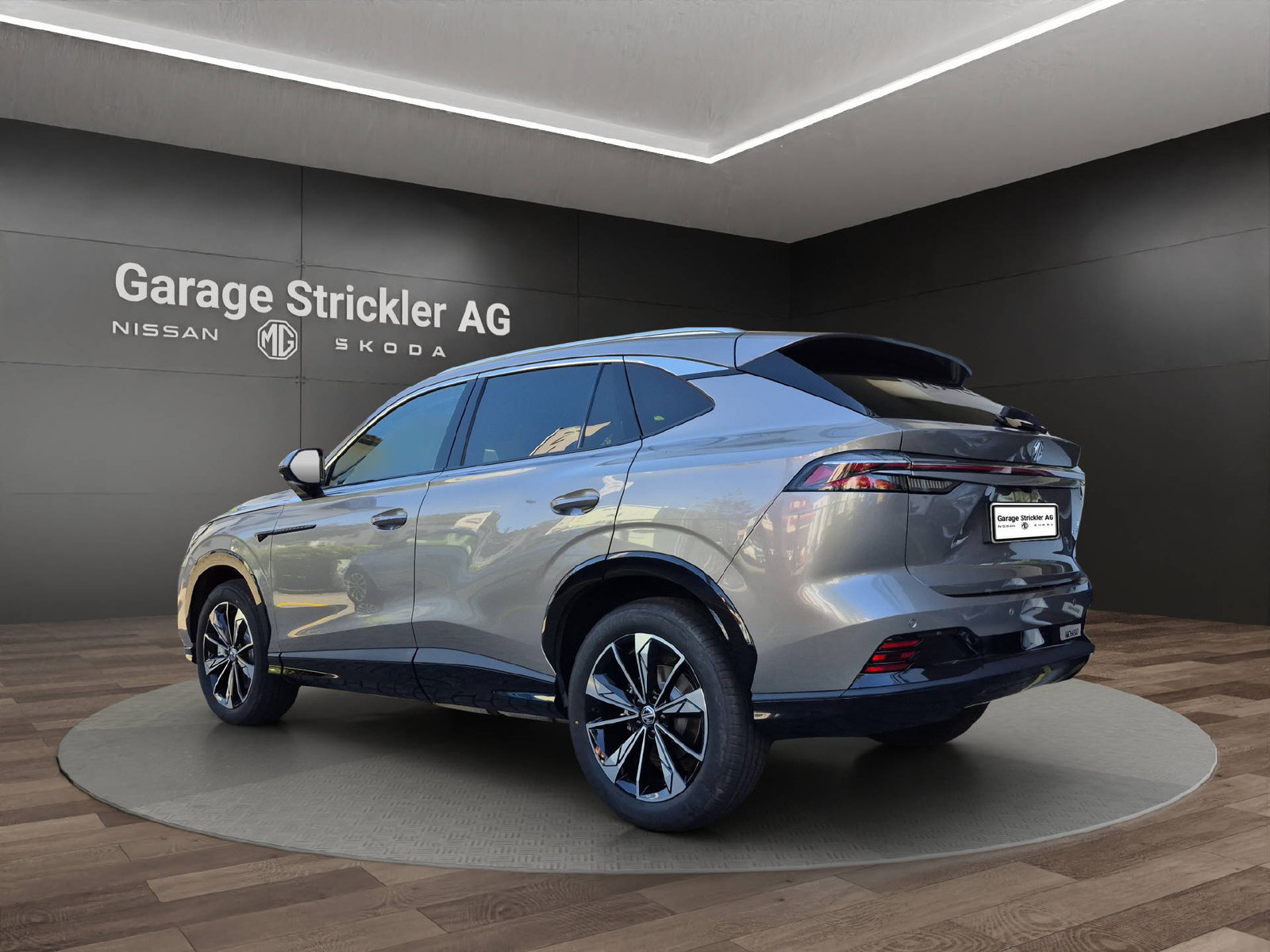 MG HS 1.5 Hybrid Luxury, Full-Hybrid Petrol/Electric, New car, Automatic - 3