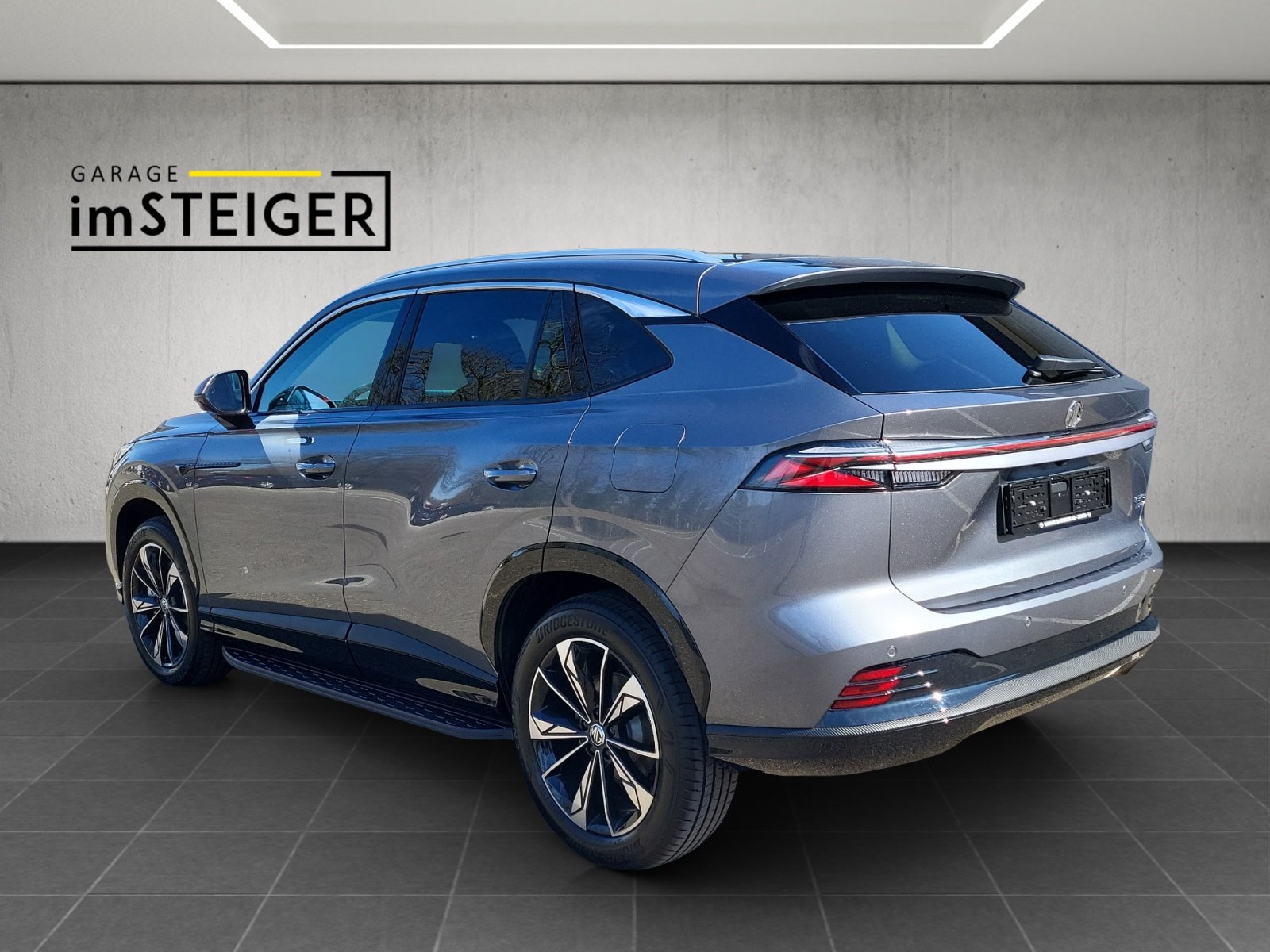 MG HS 1.5 PHEV Luxury, Plug-in-Hybrid Benzin/Elektro, Neuwagen, Automatik - 3
