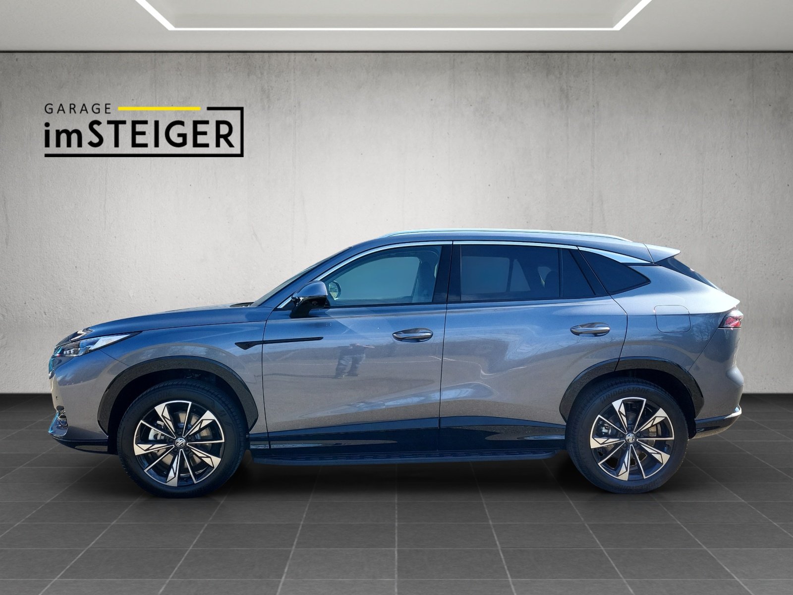 MG HS 1.5 PHEV Luxury, Plug-in-Hybrid Benzin/Elektro, Neuwagen, Automatik - 2
