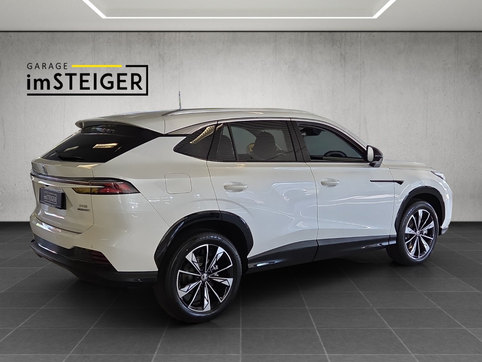 MG HS 1.5 PHEV Luxury, Hybride Rechargeable Essence/Électricité, Voiture nouvelle, Automatique - 5