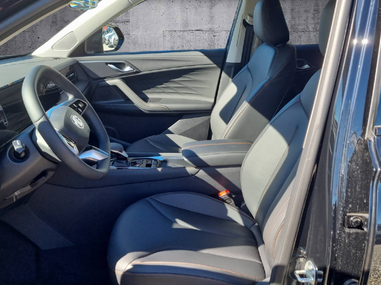 MG HS 1.5 Hybrid Luxury, Hybride Integrale Benzina/Elettrica, Auto nuove, Automatico - 5
