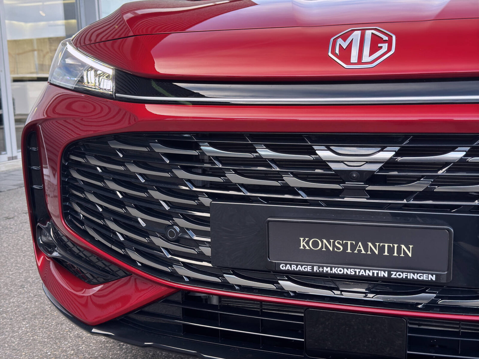 MG HS 1.5 PHEV Luxury, Plug-in-Hybrid Benzin/Elektro, Neuwagen, Automatik - 7