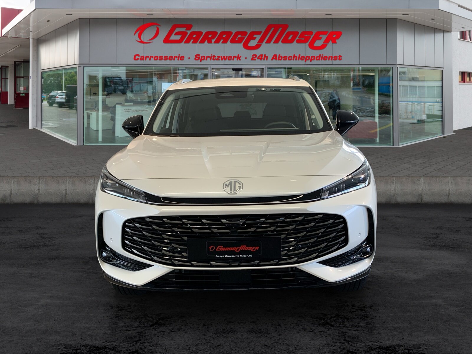 MG HS 1.5 PHEV Luxury, Plug-in-Hybrid Petrol/Electric, New car, Automatic - 2
