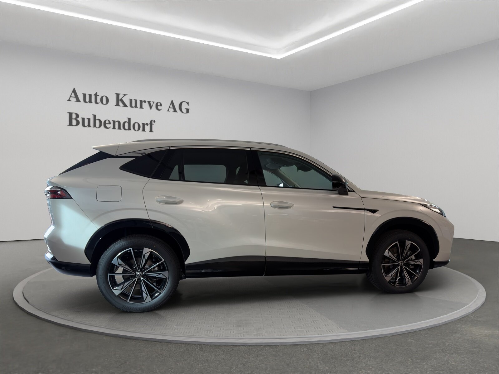 MG HS 1.5 Hybrid Luxury, Benzin, Neuwagen, Automatik - 2