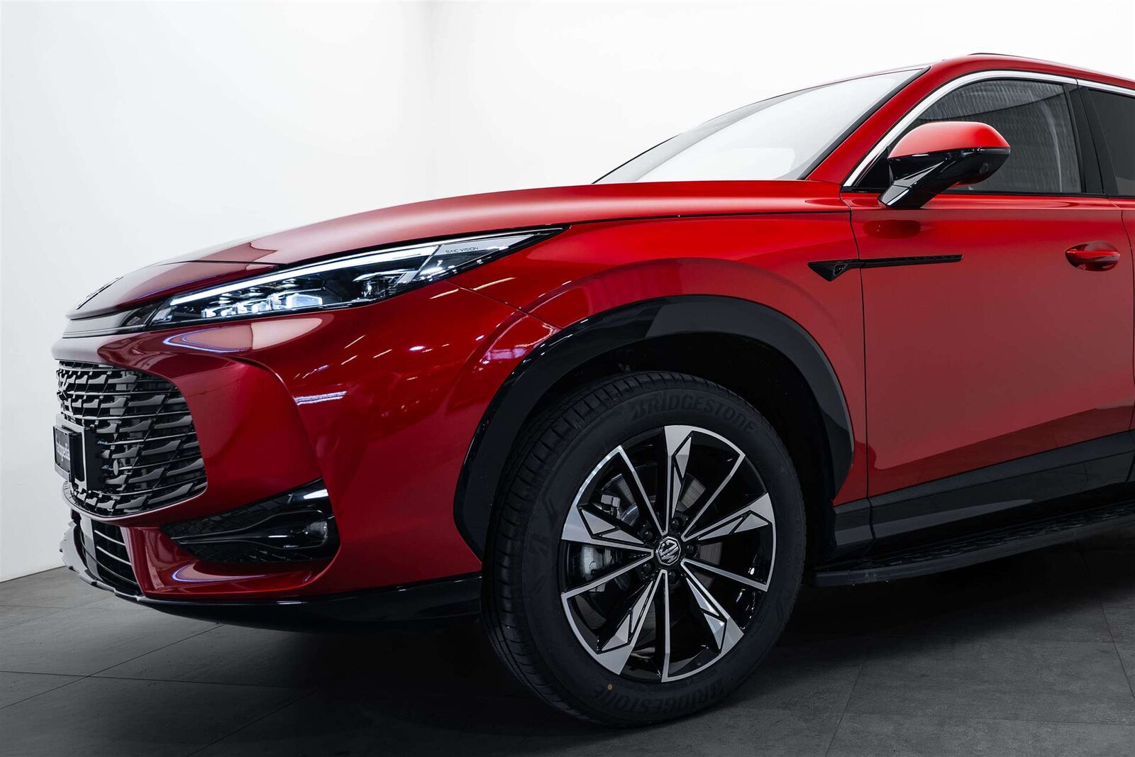 MG MG HS 1.5 T PHEV Comfort 272PS Automat, Plug-in-Hybrid Benzin/Elektro, Neuwagen, Automatik - 2