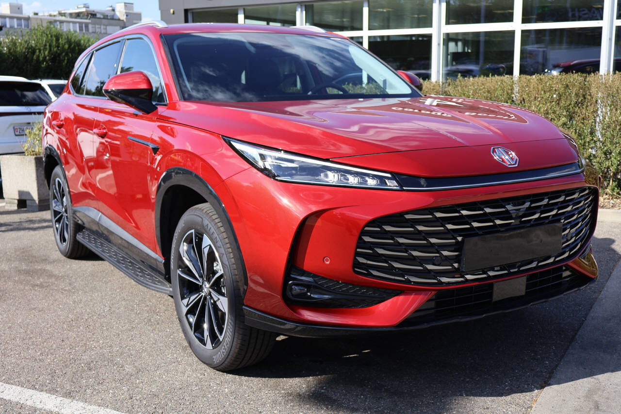 MG HS 1.5 PHEV Luxury, Plug-in-Hybrid Benzin/Elektro, Neuwagen, Automatik - 2