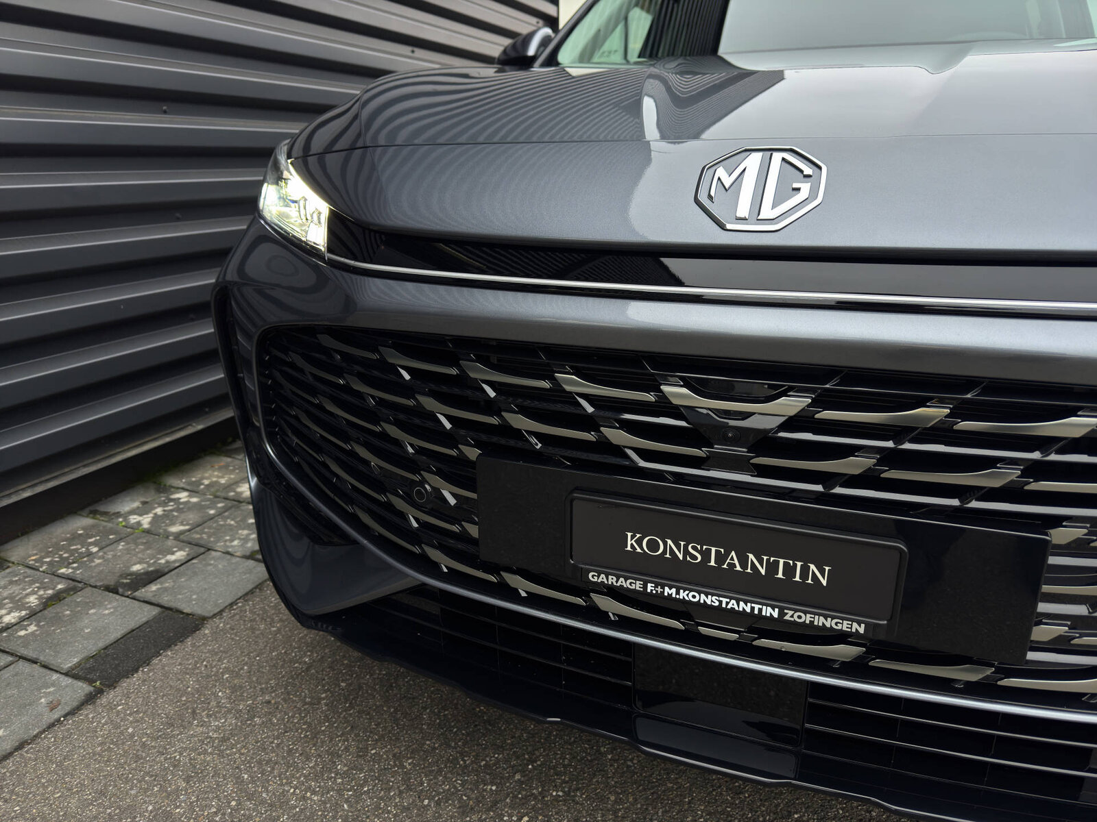 MG HS 1.5 PHEV Luxury, Plug-in-Hybrid Benzin/Elektro, Neuwagen, Automatik - 7
