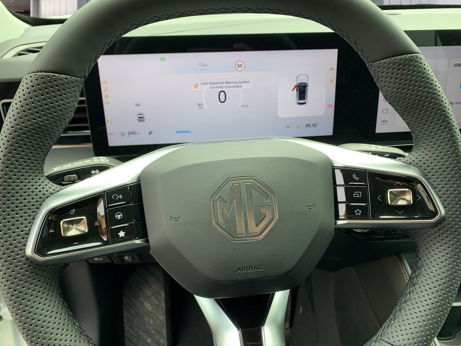 MG HS 1.5 Hybrid Luxury, Voll-Hybrid Benzin/Elektro, Neuwagen, Automatik - 7