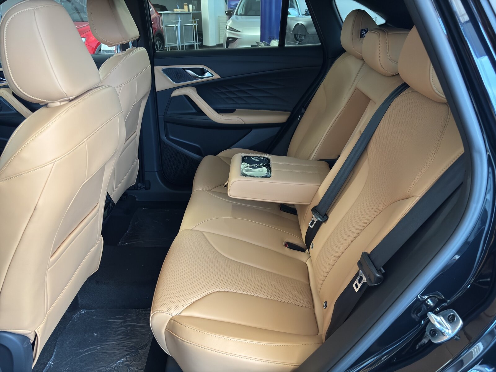 MG HS 1.5 Hybrid Luxury, Essence, Voiture nouvelle, Automatique - 5