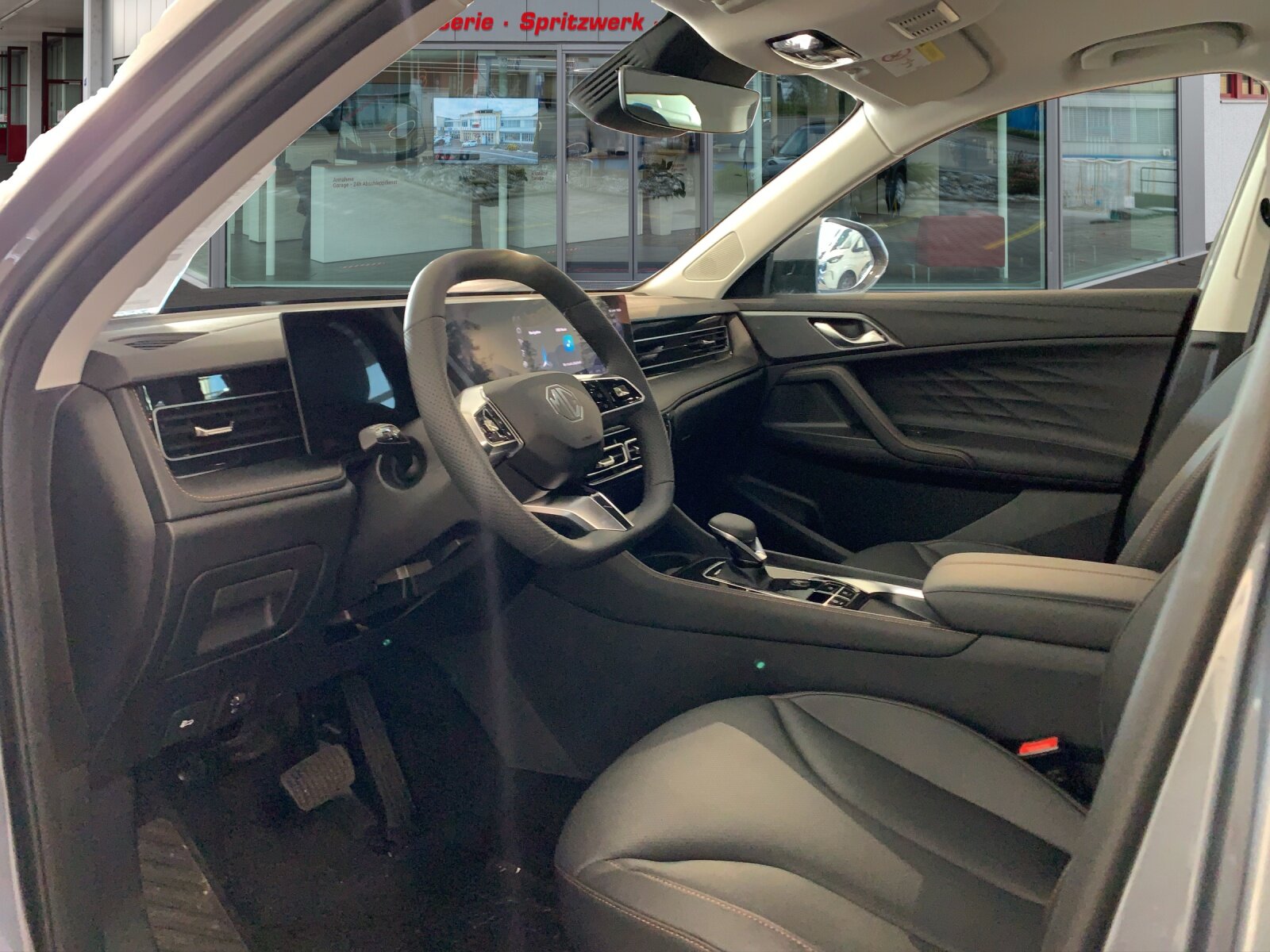 MG HS 1.5 Hybrid Luxury, Hybride Intégral Essence/Électricité, Voiture nouvelle, Automatique - 7