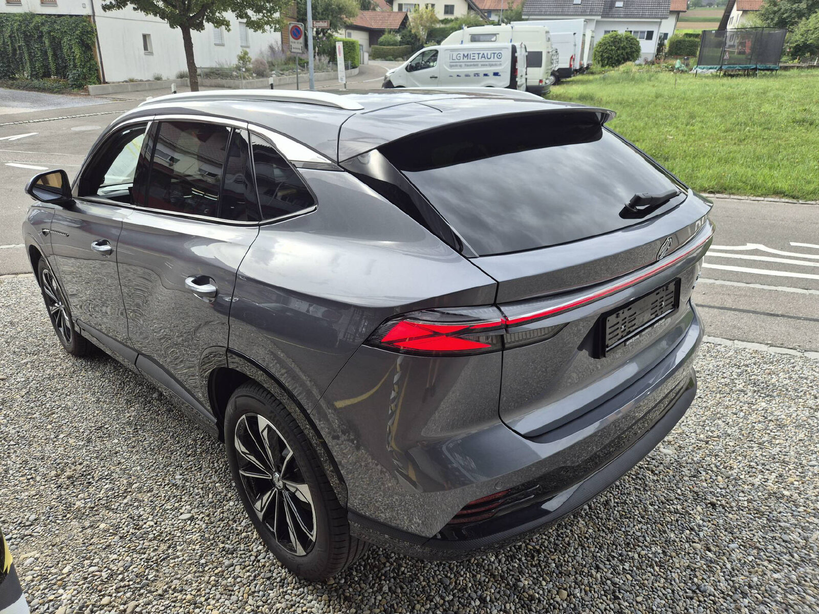 MG HS 1.5 Hybrid Luxury, Voll-Hybrid Benzin/Elektro, Occasion / Gebraucht, Automatik - 3