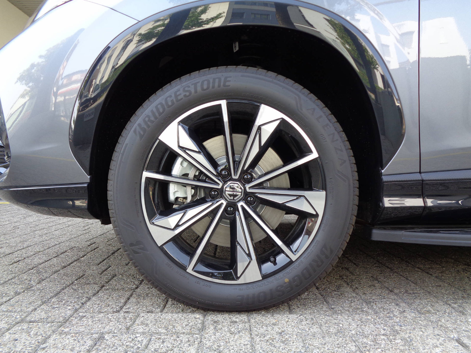 MG HS 1.5 PHEV Luxury, Plug-in-Hybrid Benzina/Elettrica, Auto dimostrativa, Automatico - 7