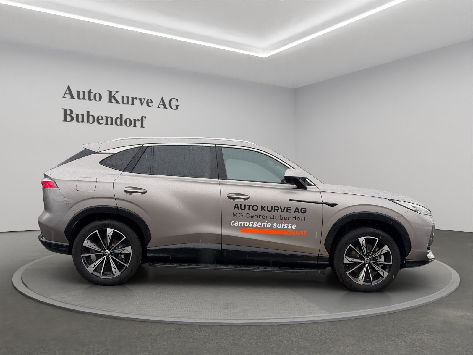 MG HS 1.5 PHEV Luxury, Voll-Hybrid Benzin/Elektro, Vorführwagen, Automatik - 2