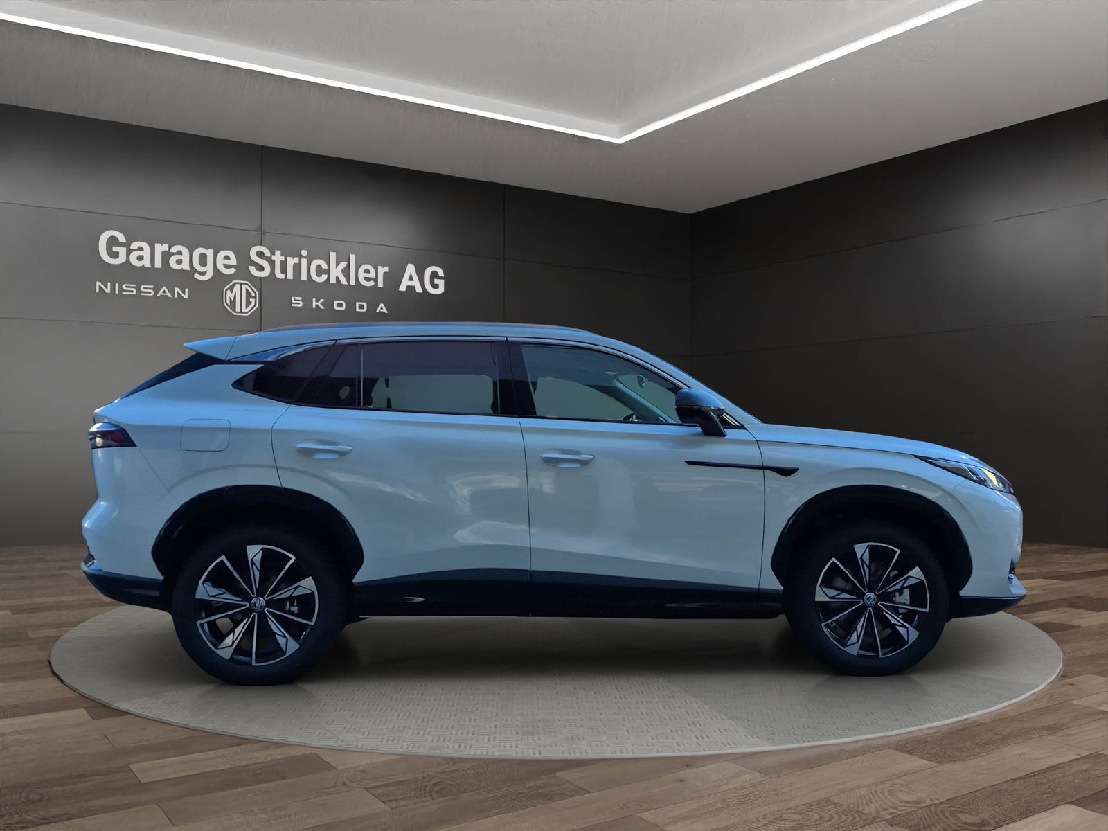 MG HS 1.5 Hybrid Luxury, Hybride Intégral Essence/Électricité, Voiture de démonstration, Automatique - 6