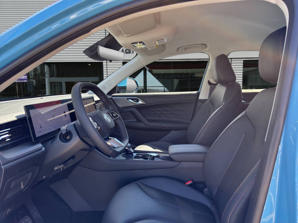 MG HS 1.5 Hybrid Luxury 224 ch, Hybride Intégral Essence/Électricité, Voiture de démonstration, Automatique - 7