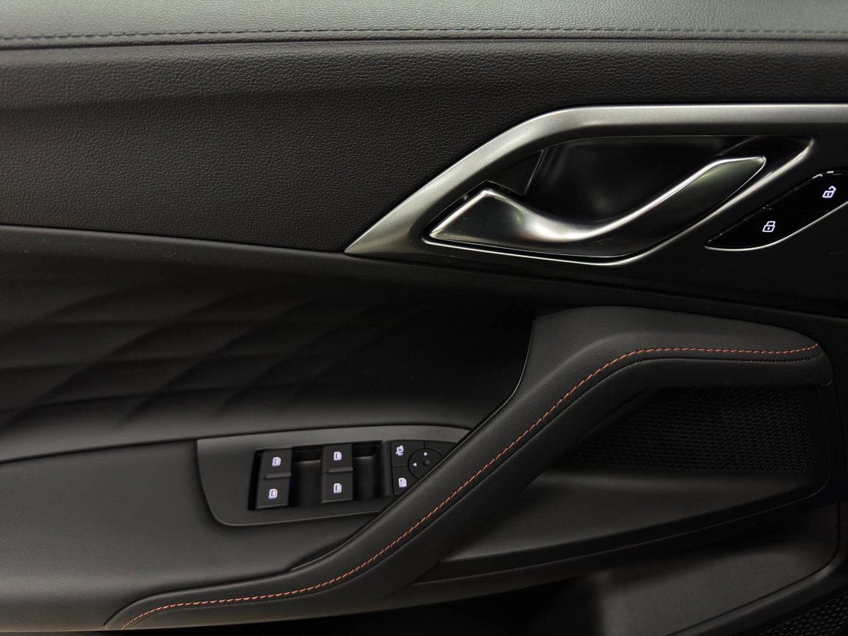 MG HS 1.5 PHEV Luxury, Hybride Rechargeable Essence/Électricité, Voiture nouvelle, Automatique - 7