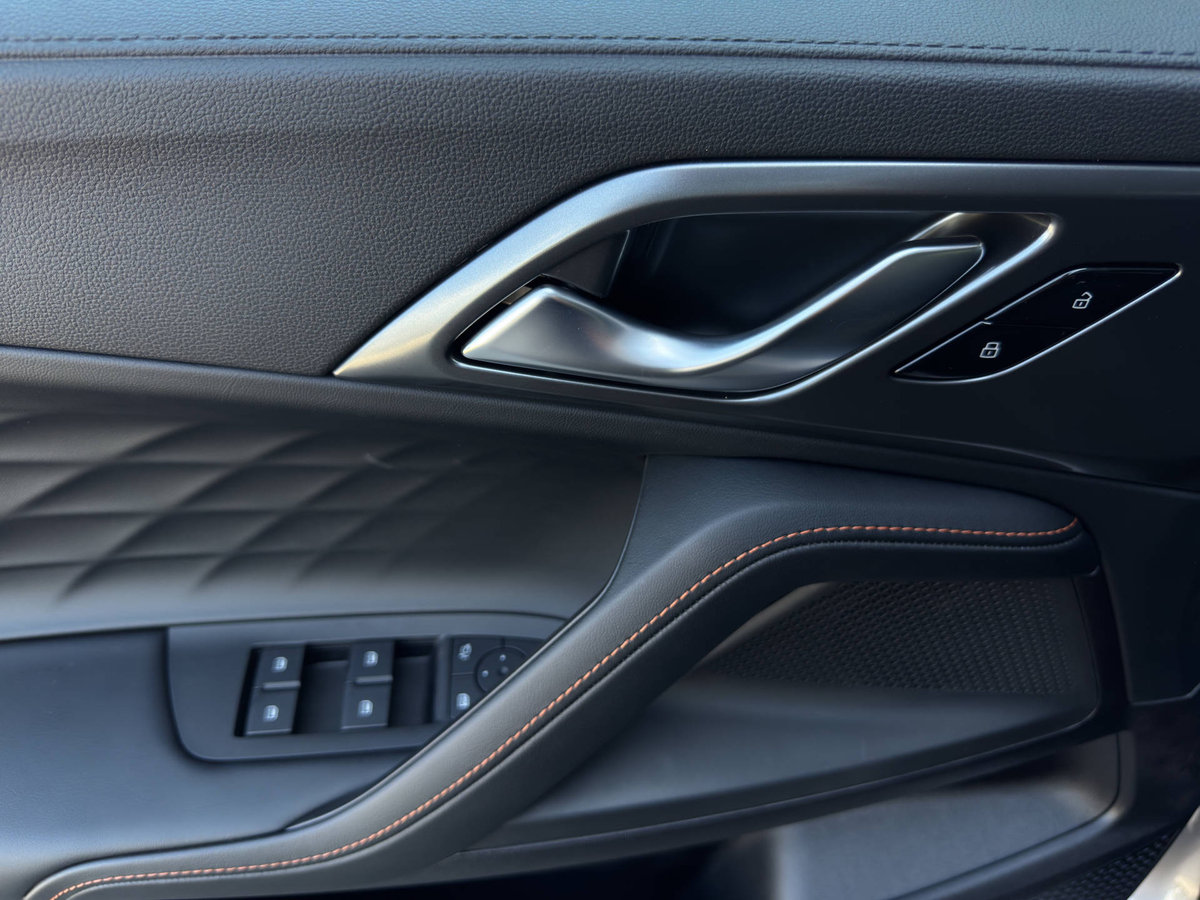 MG HS 1.5 Hybrid Luxury, Hybride Intégral Essence/Électricité, Voiture nouvelle, Automatique - 7