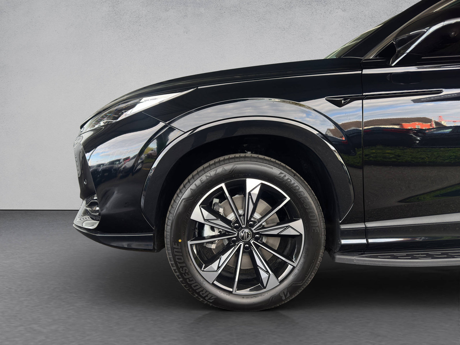 MG HS 1.5 PHEV Luxury, Plug-in-Hybrid Benzina/Elettrica, Auto nuove, Automatico - 3