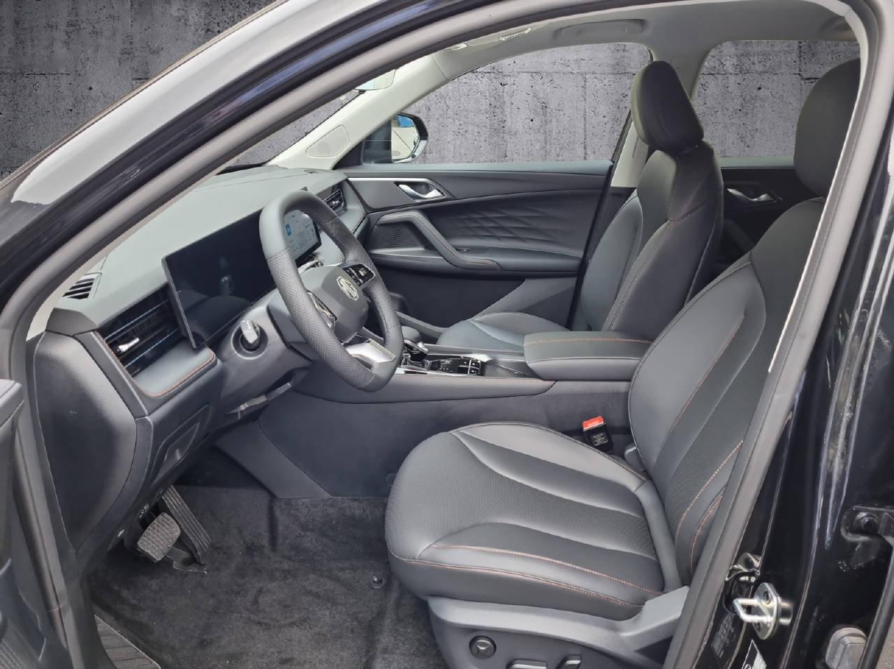 MG HS 1.5 PHEV Luxury, Hybride Rechargeable Essence/Électricité, Voiture nouvelle, Automatique - 5