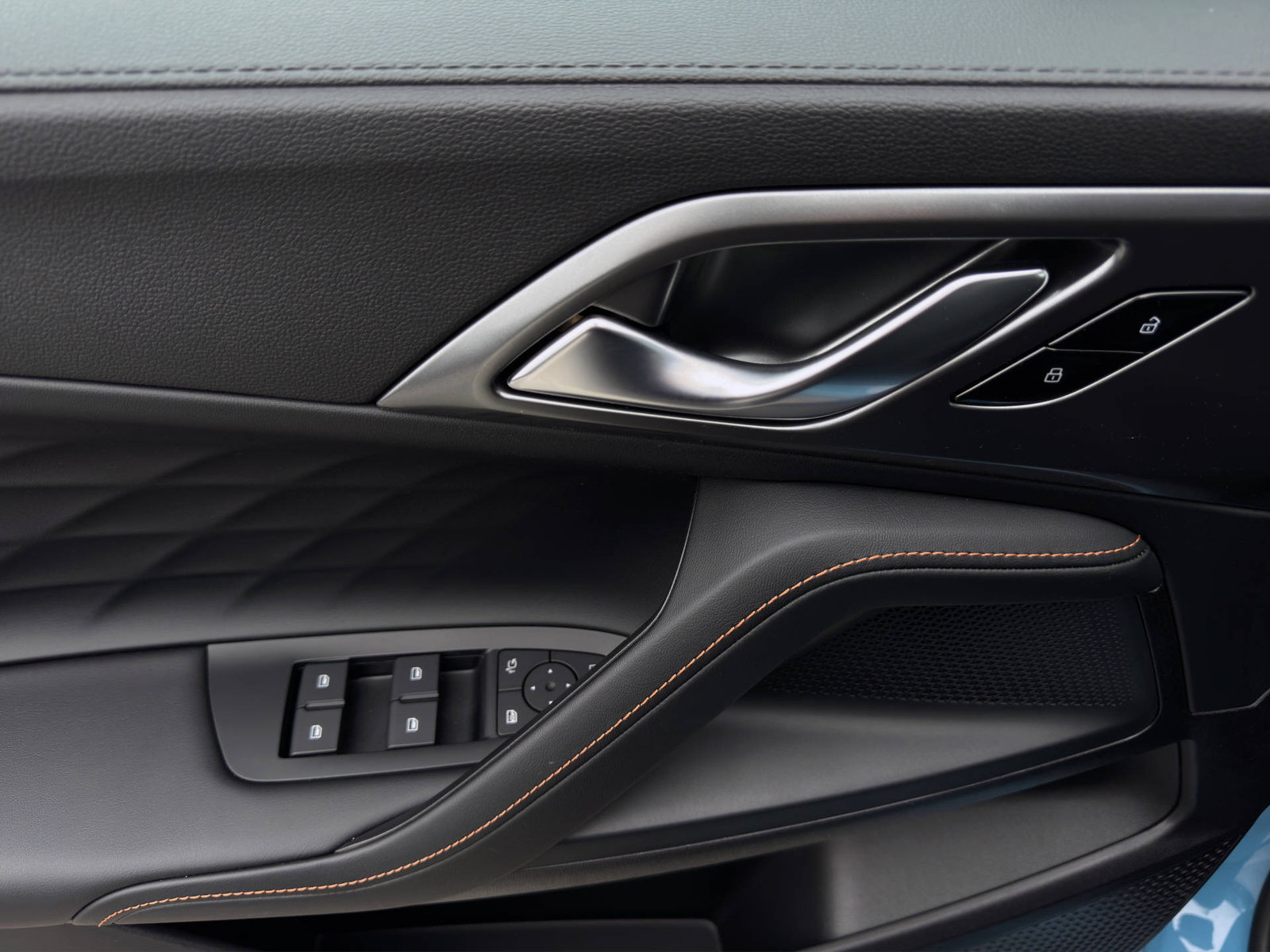 MG HS 1.5 Hybrid Luxury, Hybride Intégral Essence/Électricité, Voiture nouvelle, Automatique - 7