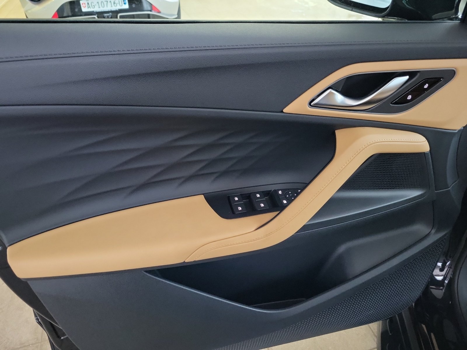 MG HS 1.5 Hybrid Luxury, Hybride Intégral Essence/Électricité, Voiture nouvelle, Automatique - 6