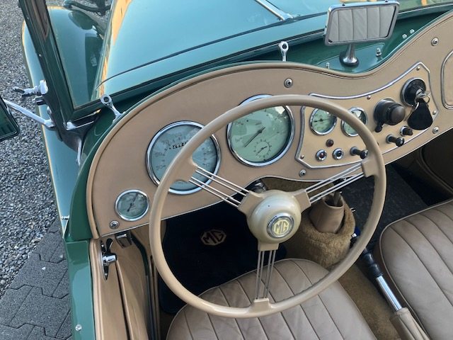 MG MIT Veteraneneintrag, Essence, Voiture de collection, Manuelle - 5