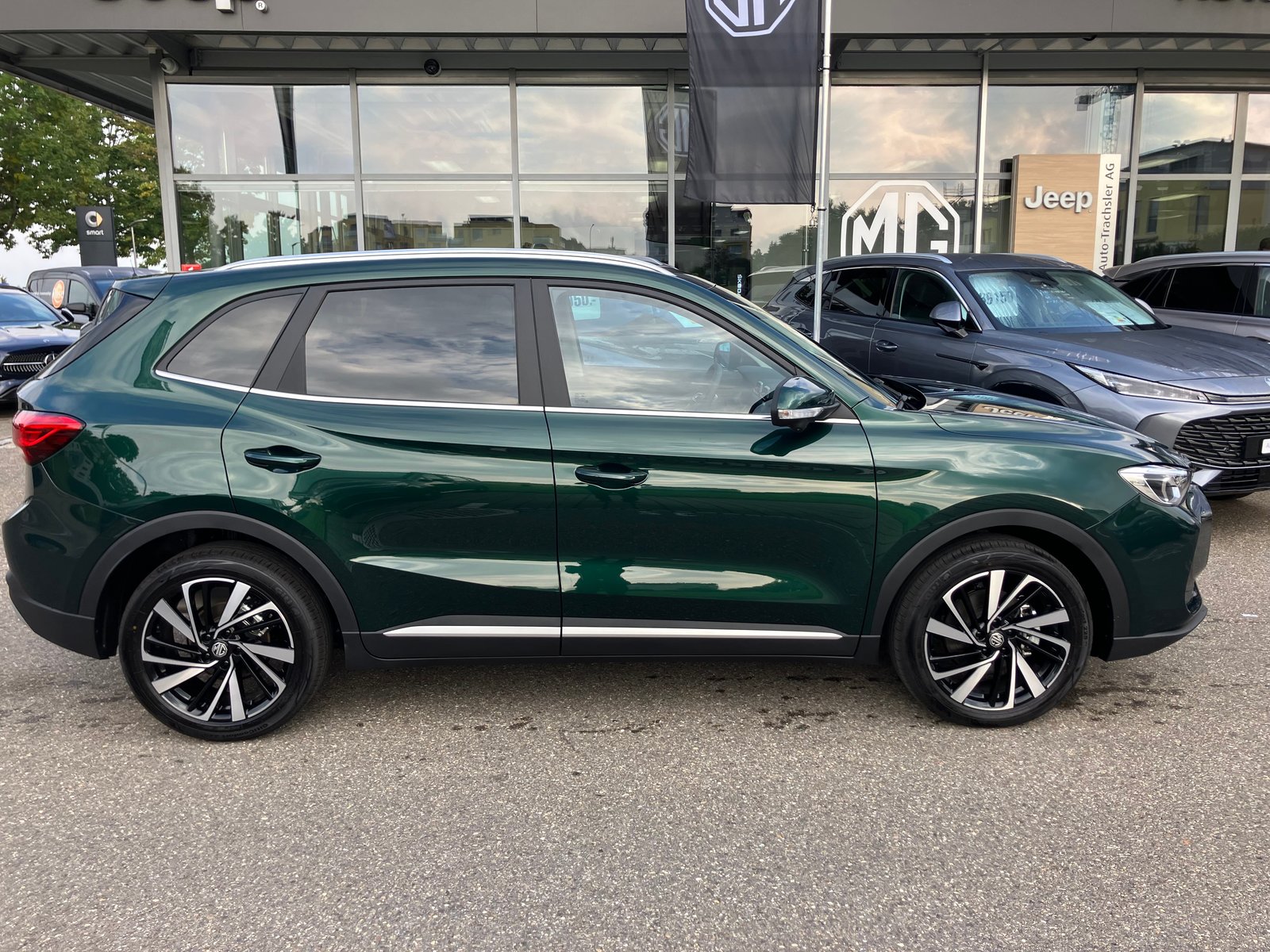MG ZS 1.5 Hybrid+ Luxury, Hybride Integrale Benzina/Elettrica, Auto nuove, Automatico - 2