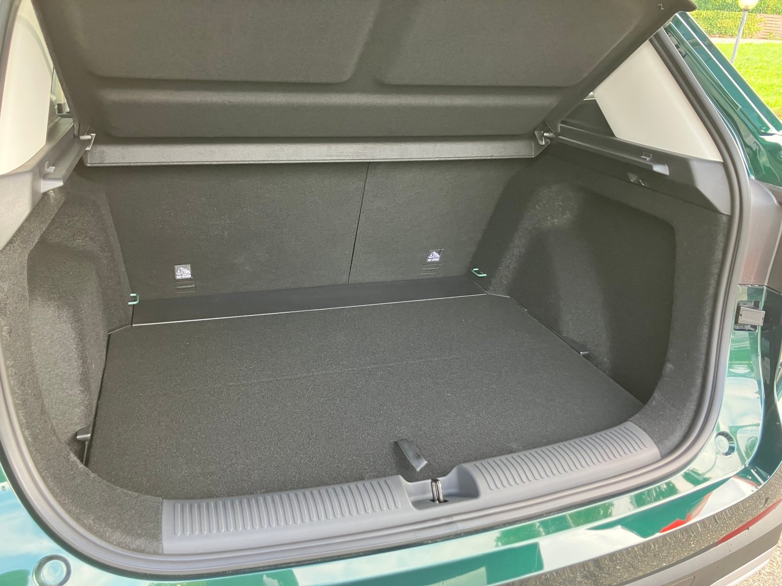MG ZS 1.5 Hybrid+ Luxury, Hybride Integrale Benzina/Elettrica, Auto nuove, Automatico - 7