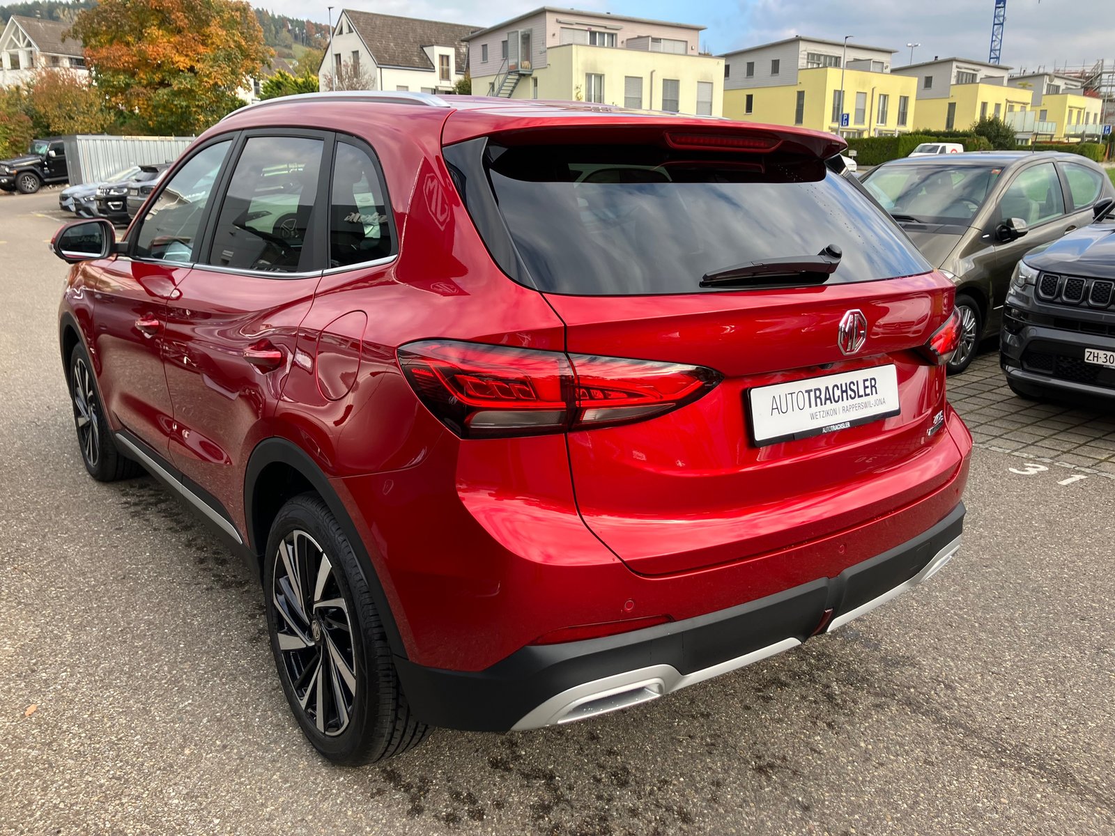 MG ZS 1.5 Hybrid+ Luxury, Hybride Intégral Essence/Électricité, Voiture nouvelle, Automatique - 4