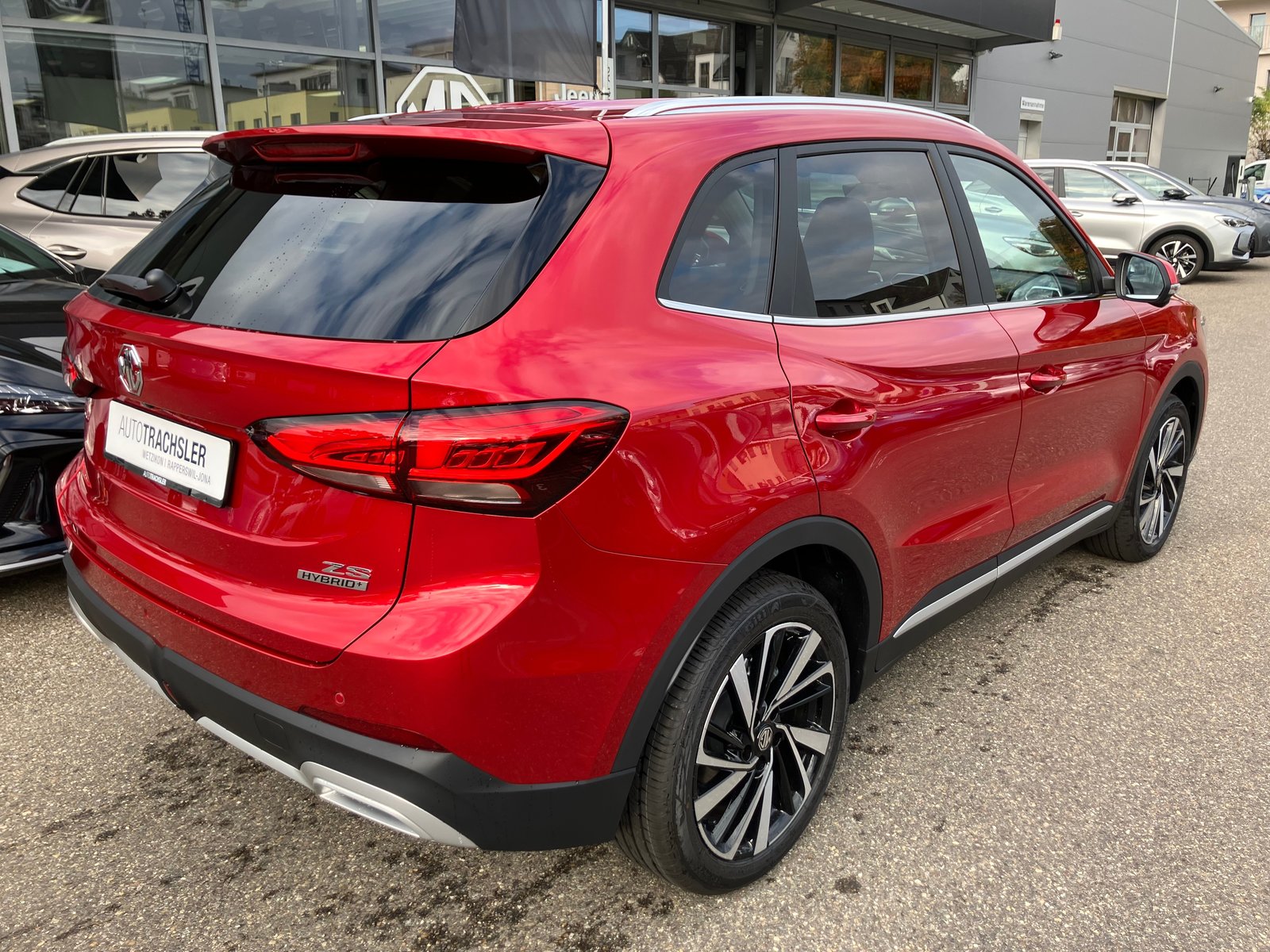 MG ZS 1.5 Hybrid+ Luxury, Hybride Intégral Essence/Électricité, Voiture nouvelle, Automatique - 5