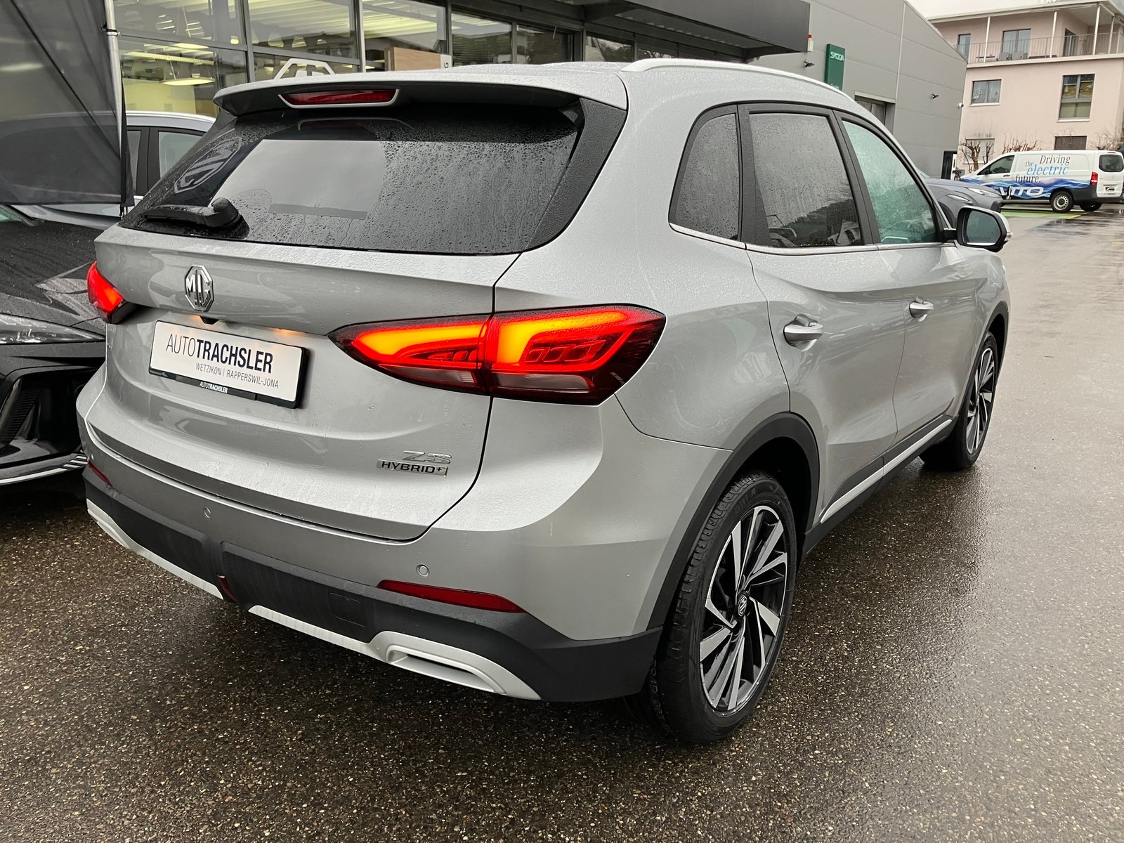MG ZS 1.5 Hybrid+ Luxury, Voll-Hybrid Benzin/Elektro, Neuwagen, Automatik - 4