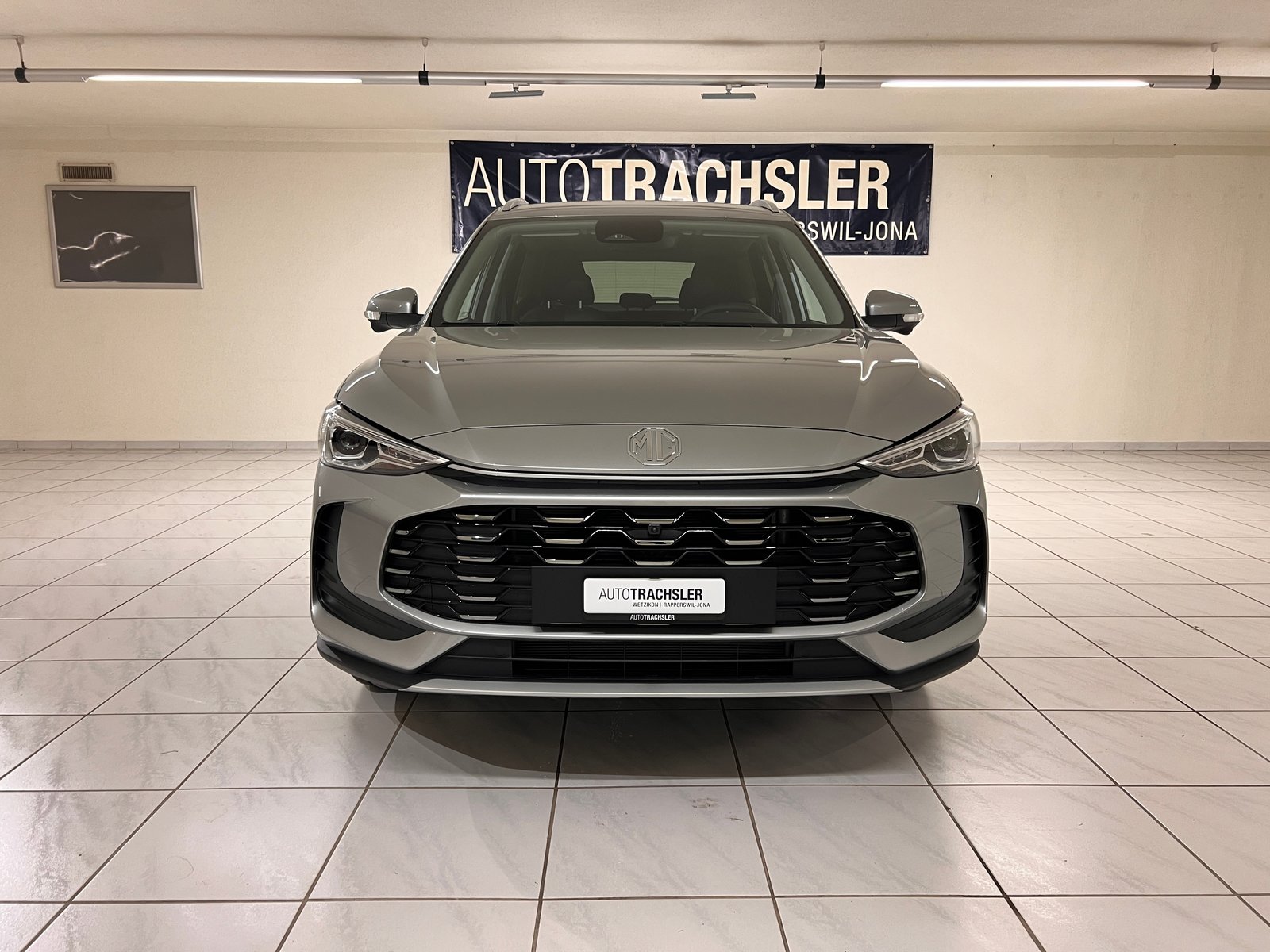 MG ZS 1.5 Hybrid+ Luxury, Voll-Hybrid Benzin/Elektro, Neuwagen, Automatik - 2