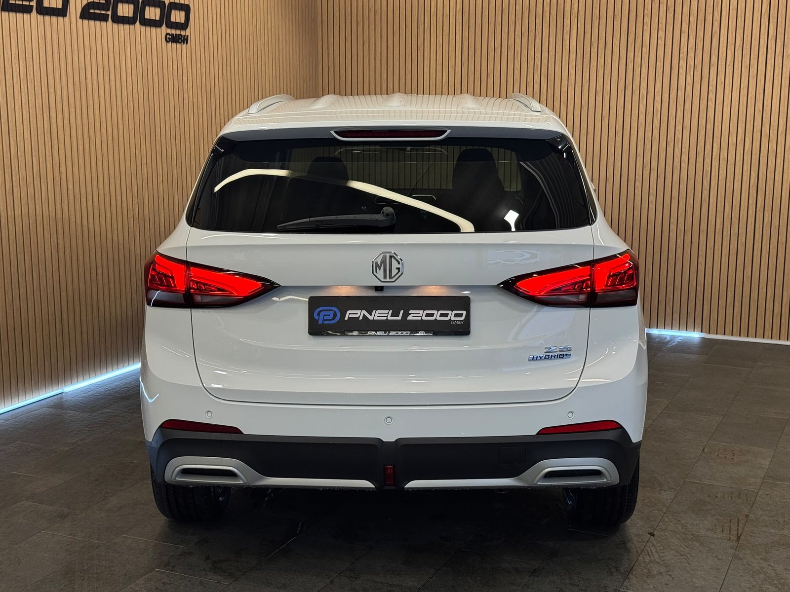 MG ZS 1.5 HEV Luxury, Hybride Integrale Benzina/Elettrica, Auto nuove, Automatico - 6