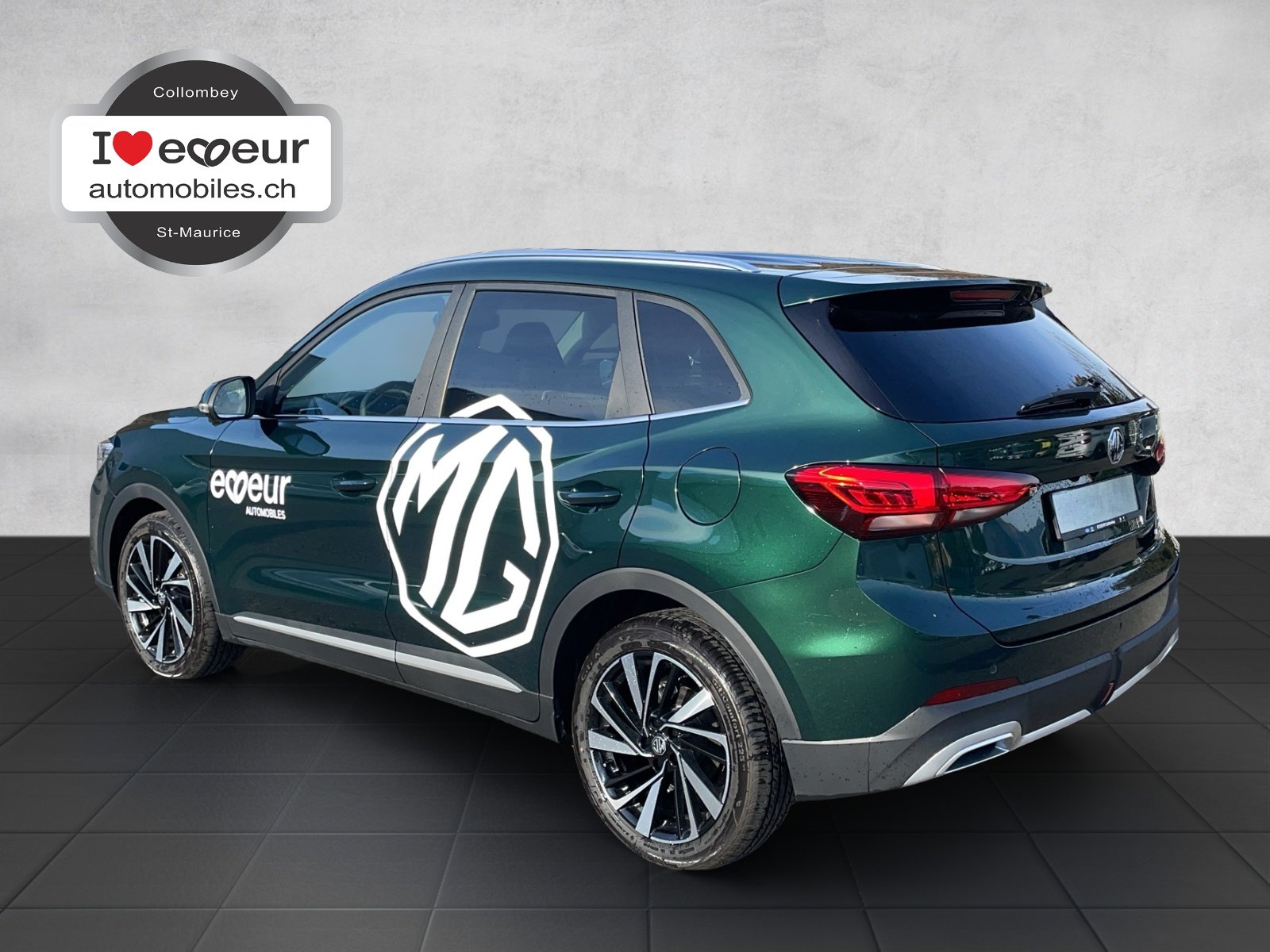 MG ZS 1.5 HEV Luxury, Voll-Hybrid Benzin/Elektro, Occasion / Gebraucht - 3