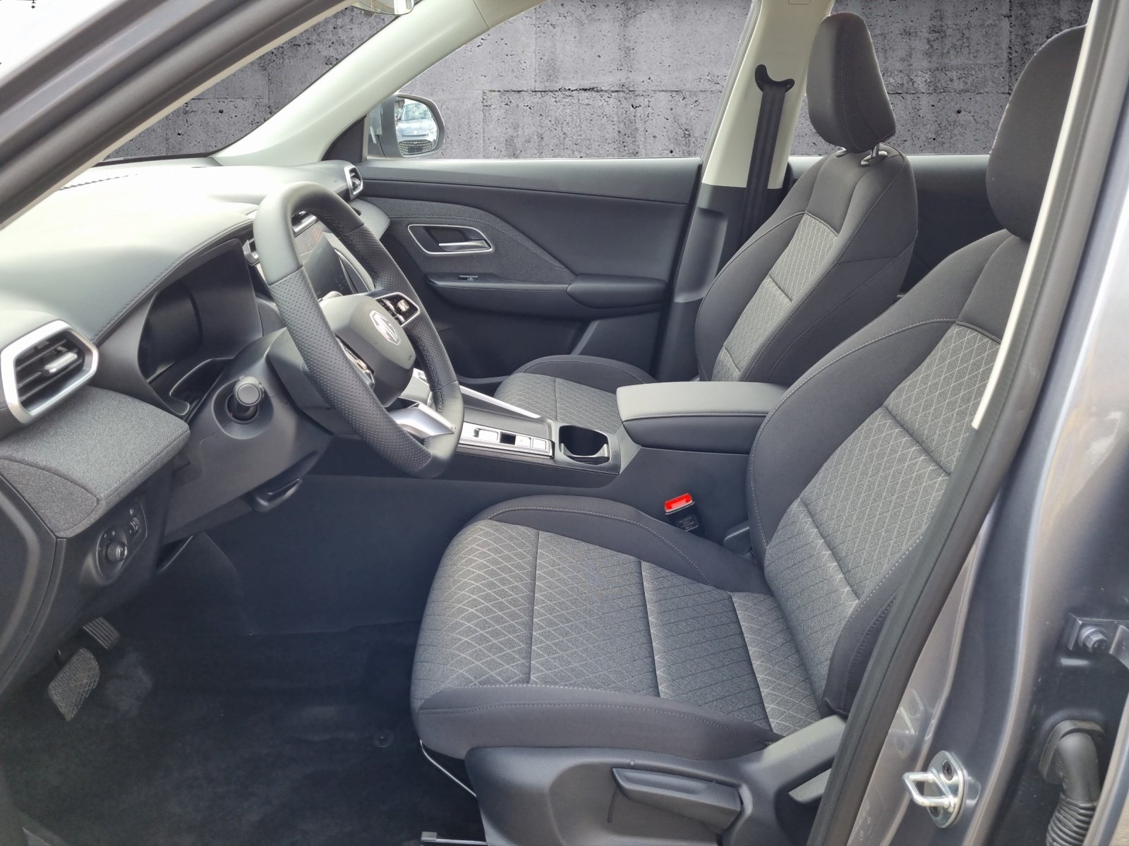 MG ZS 1.5 Hybrid+ Comfort, Hybride Intégral Essence/Électricité, Voiture nouvelle, Automatique - 5