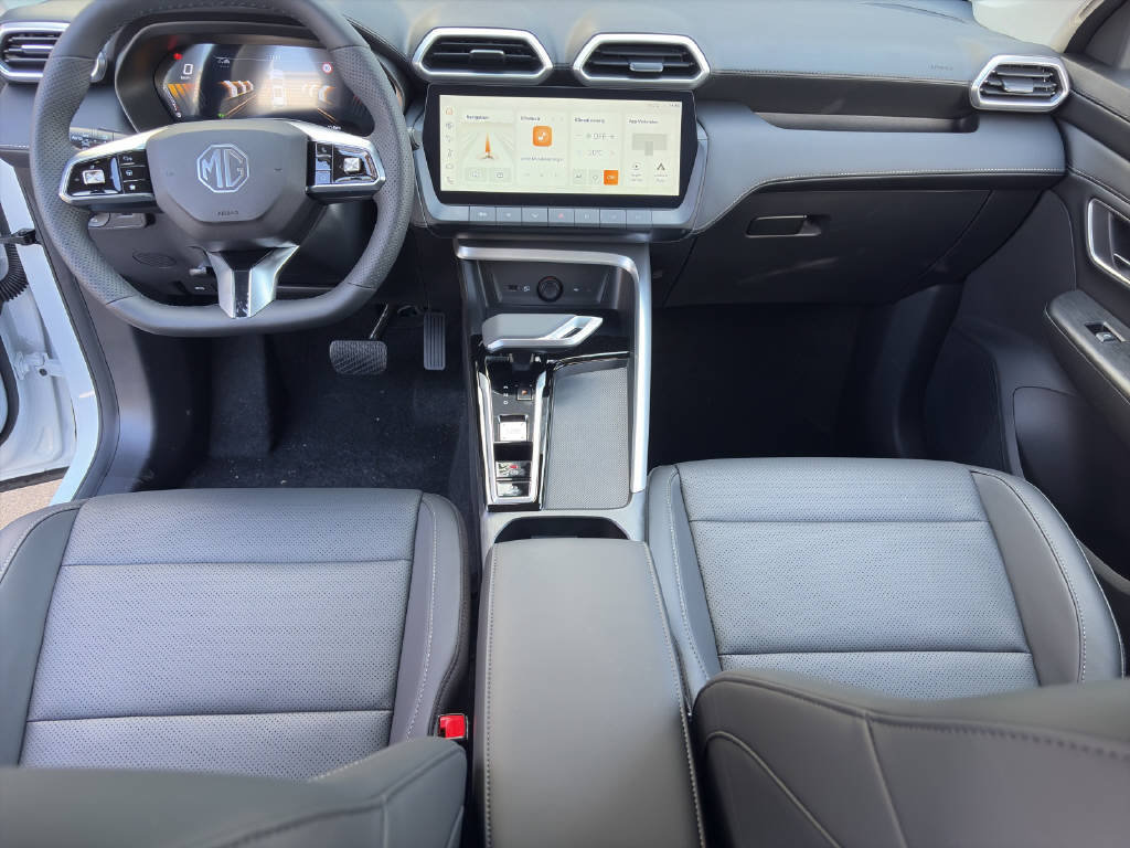 MG ZS 1.5 Hybrid+ Luxury, Hybride Intégral Essence/Électricité, Voiture nouvelle, Automatique - 7