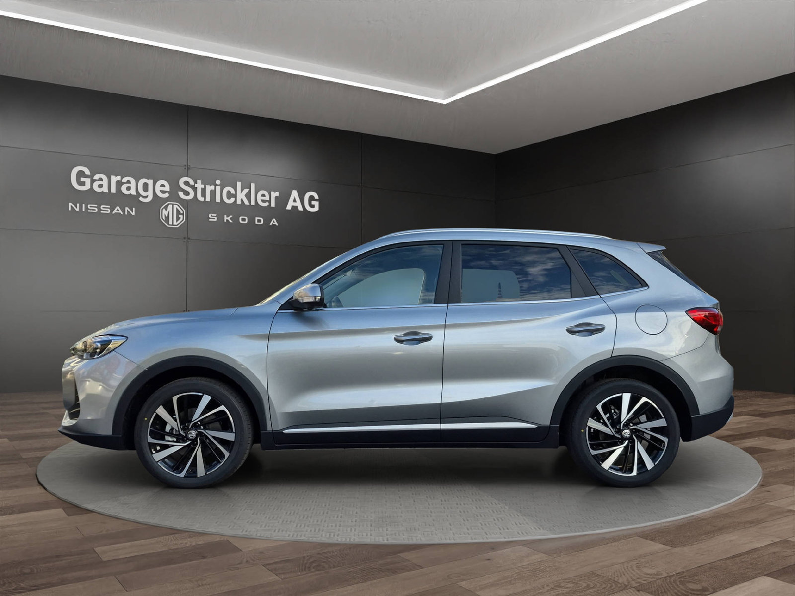 MG ZS 1.5 Hybrid+ Luxury, Hybride Integrale Benzina/Elettrica, Auto nuove, Automatico - 2