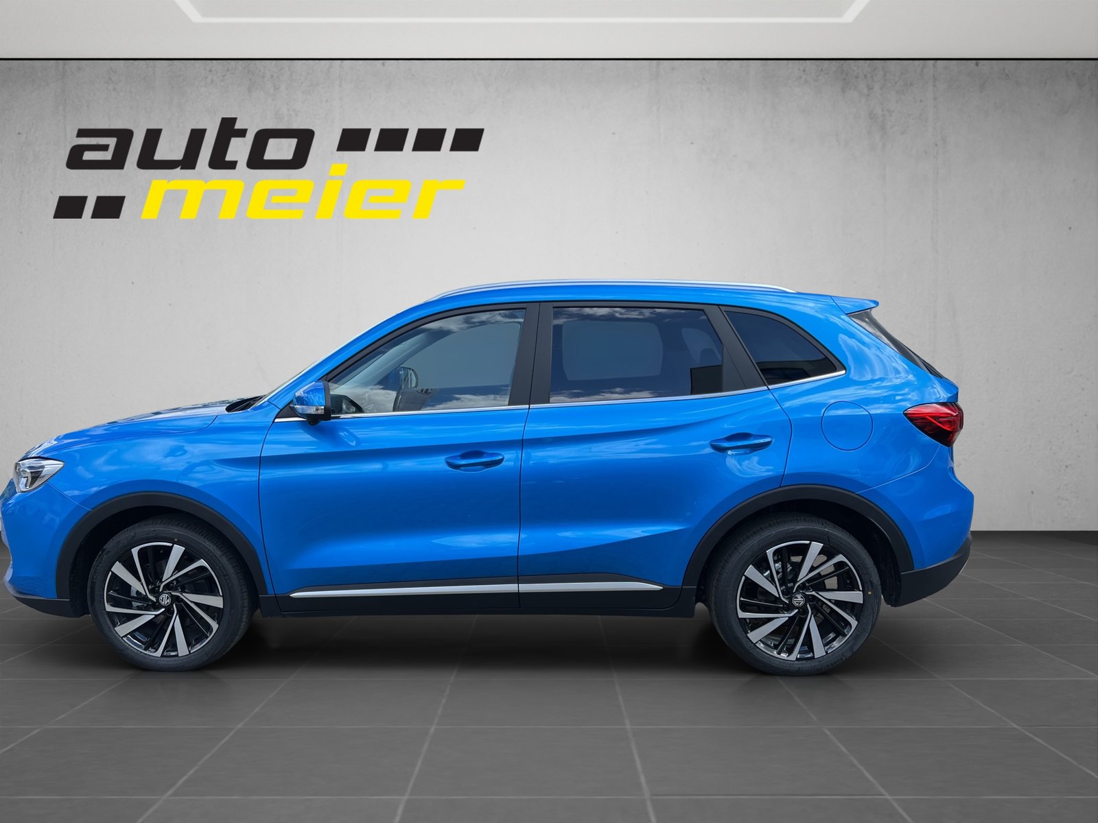 MG ZS 1.5 Hybrid+ Luxury, Hybride Integrale Benzina/Elettrica, Auto nuove, Automatico - 2