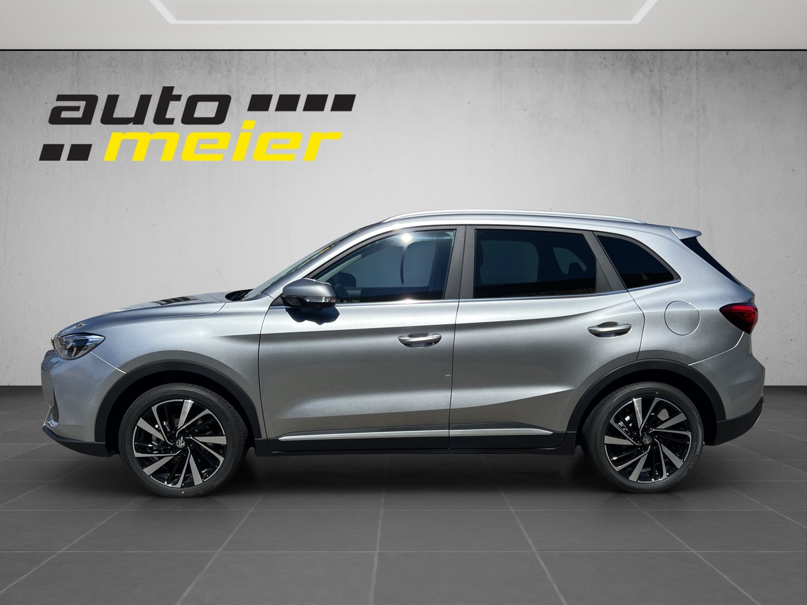 MG ZS 1.5 Hybrid+ Luxury, Hybride Integrale Benzina/Elettrica, Auto nuove, Automatico - 2
