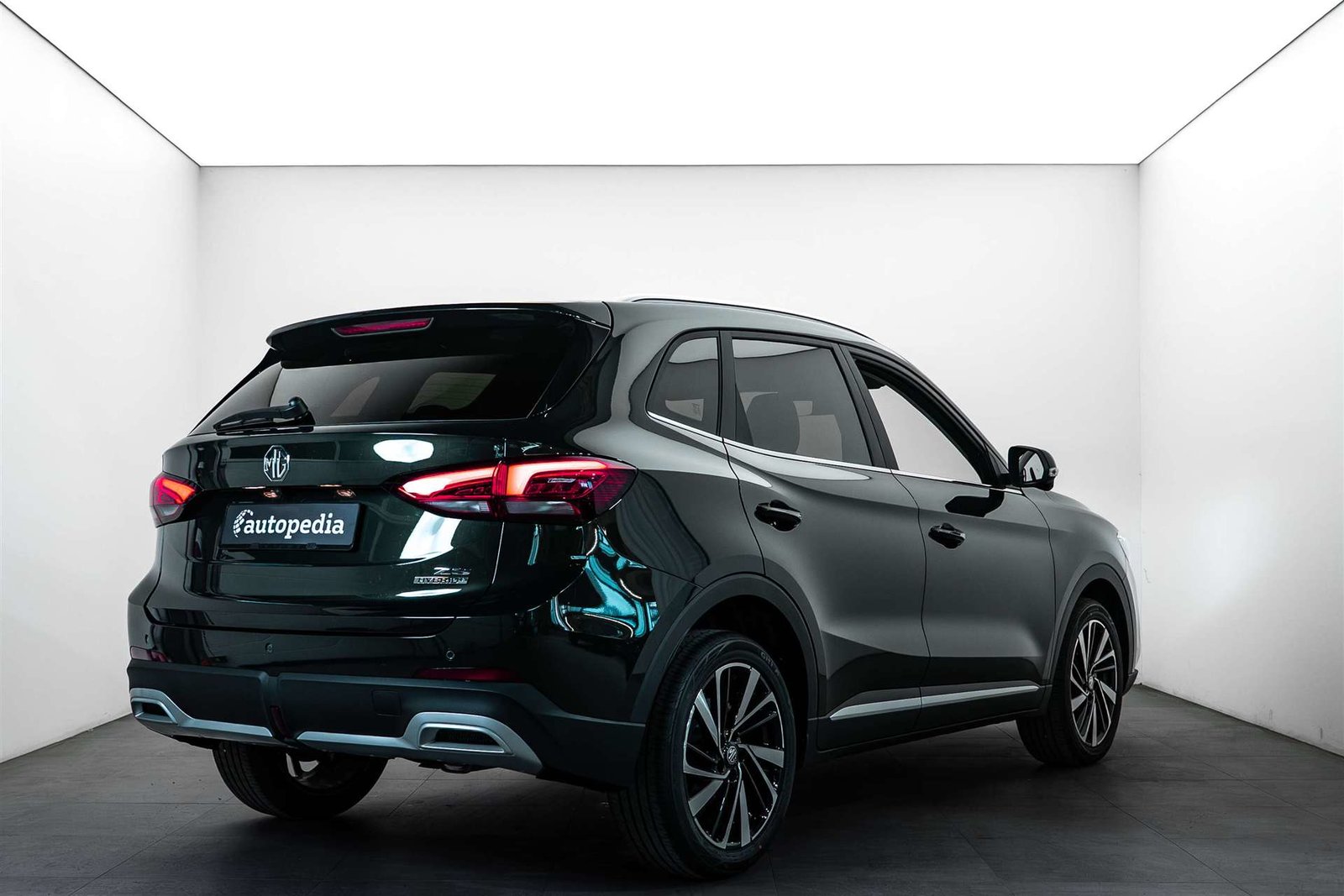 MG ZS 1.5 HEV Luxury Automat NEW, Hybride Intégral Essence/Électricité, Voiture nouvelle, Automatique - 3