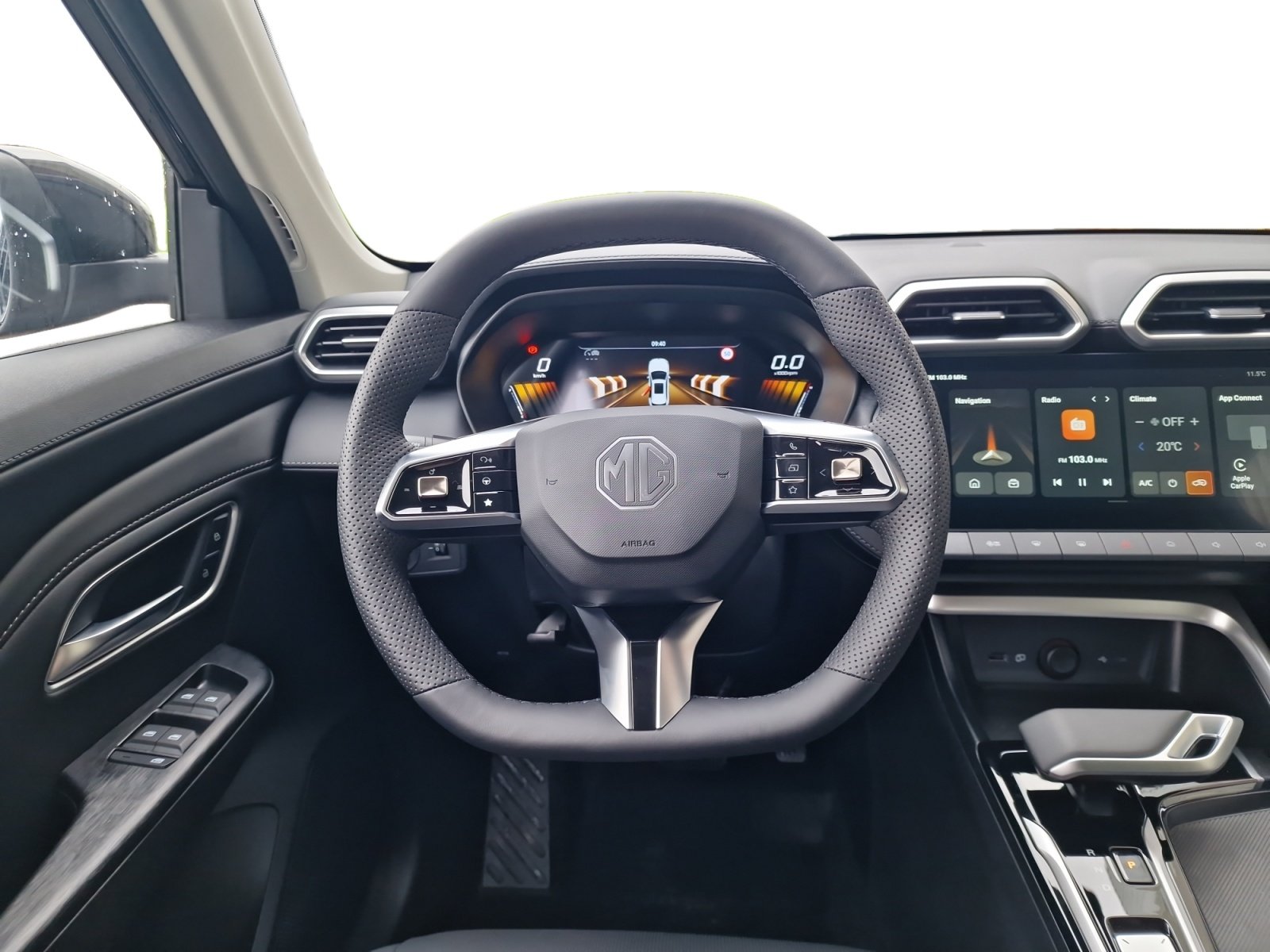 MG ZS 1.5 Hybrid+ Luxury, Hybride Integrale Benzina/Elettrica, Auto nuove, Automatico - 5