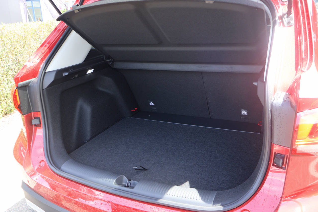 MG ZS 1.5 Hybrid+ Luxury, Hybride Integrale Benzina/Elettrica, Auto nuove, Automatico - 5