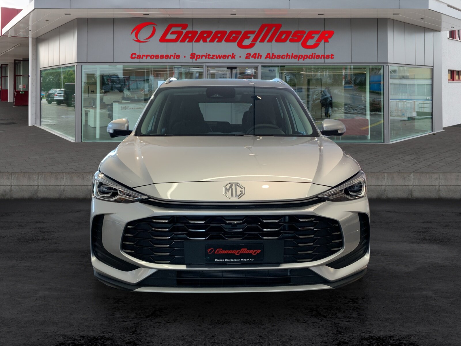 MG ZS 1.5 Hybrid+ Luxury, Voll-Hybrid Benzin/Elektro, Neuwagen, Automatik - 2