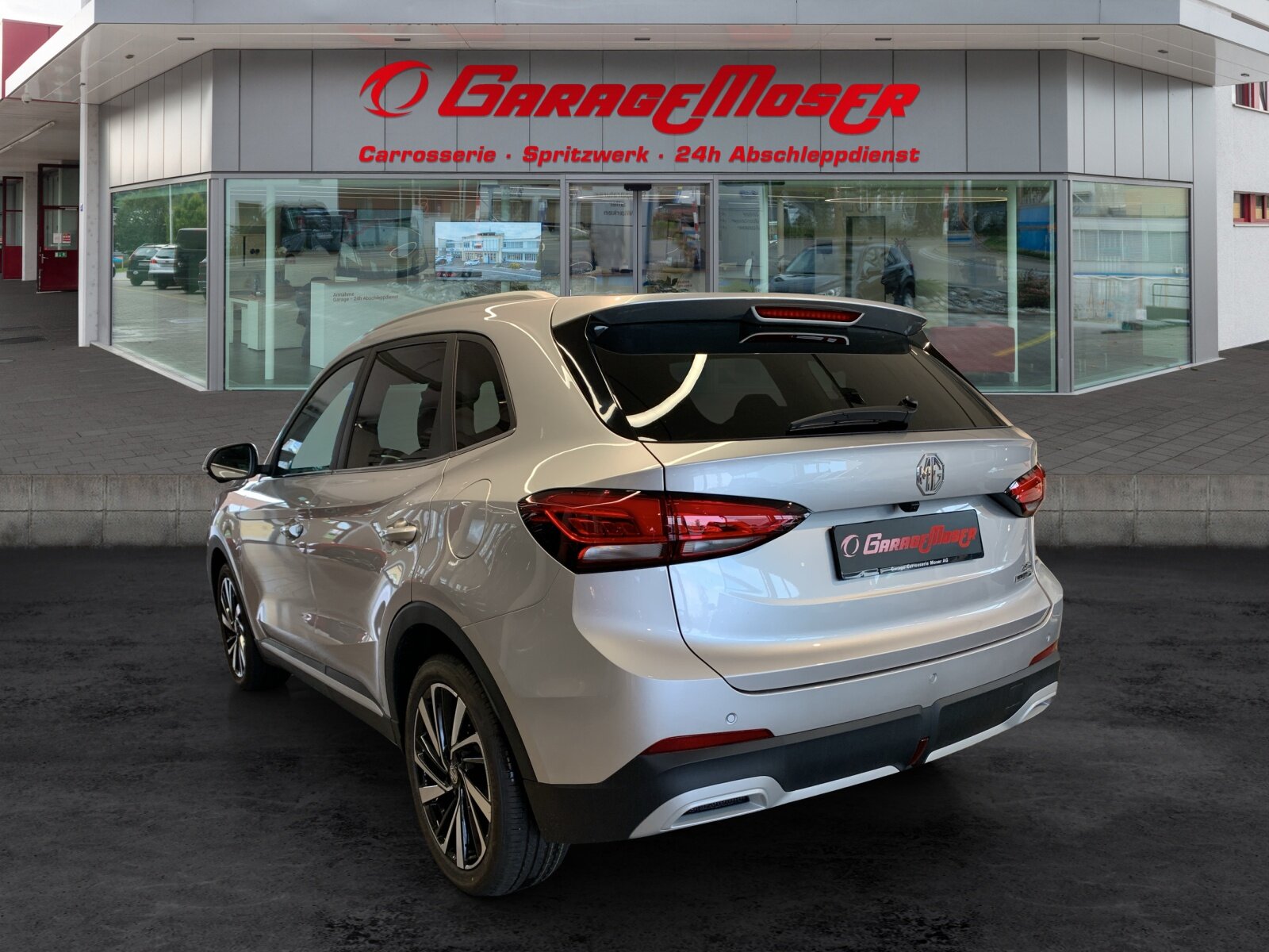 MG ZS 1.5 Hybrid+ Luxury, Voll-Hybrid Benzin/Elektro, Neuwagen, Automatik - 4