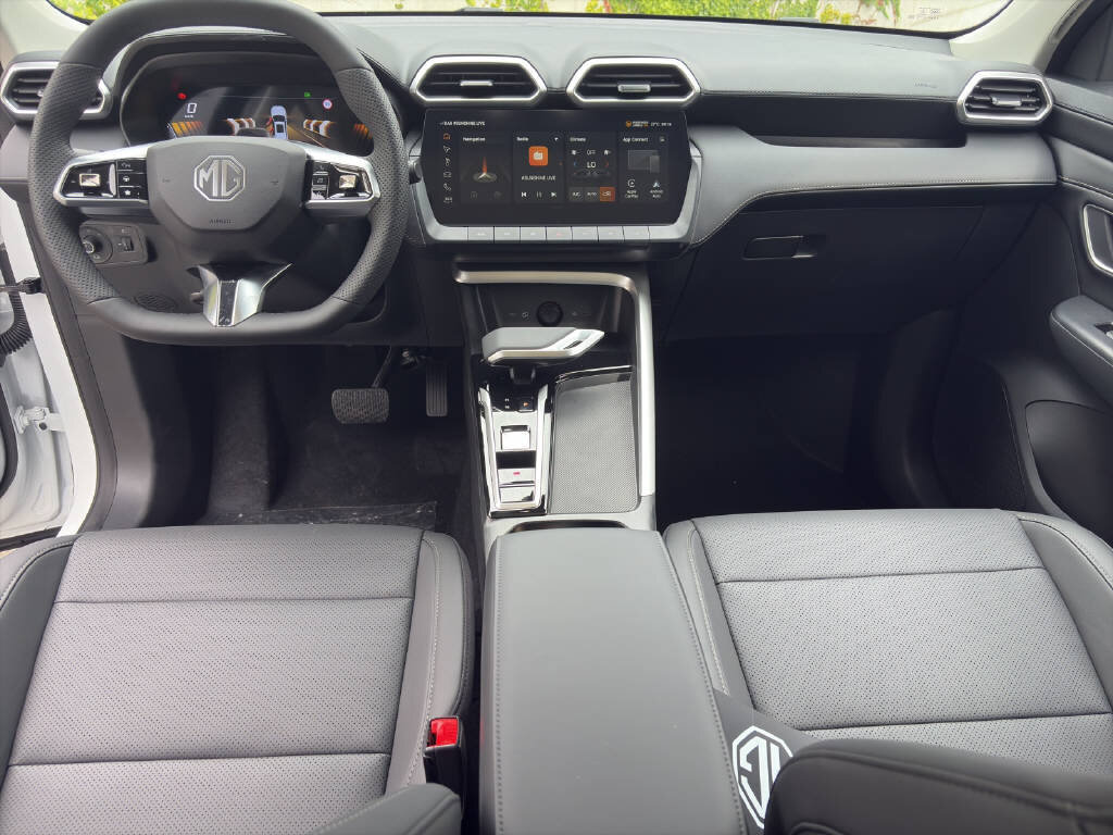 MG ZS 1.5 Hybrid+ Luxury, Voll-Hybrid Benzin/Elektro, Neuwagen, Automatik - 7