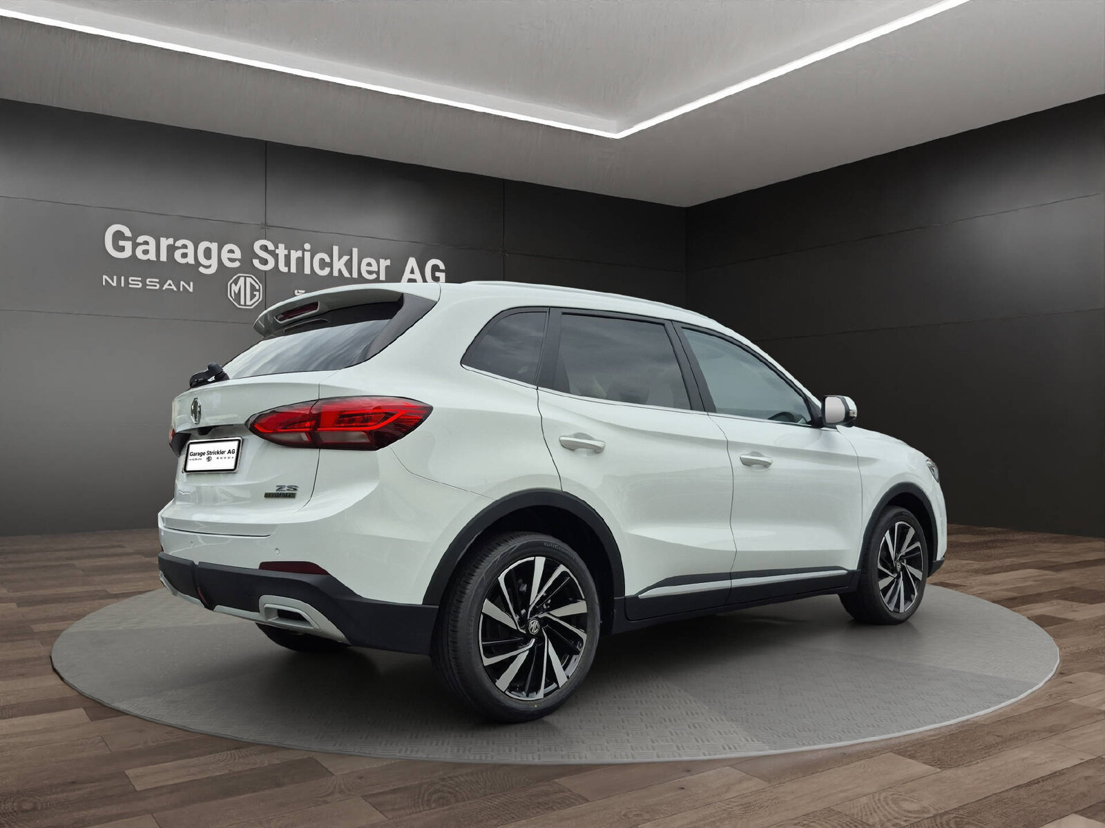 MG ZS 1.5 Hybrid+ Luxury Sunroof, Hybride Intégral Essence/Électricité, Voiture nouvelle, Automatique - 5